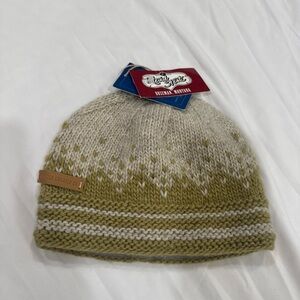 Women Beanie - Green and Cream